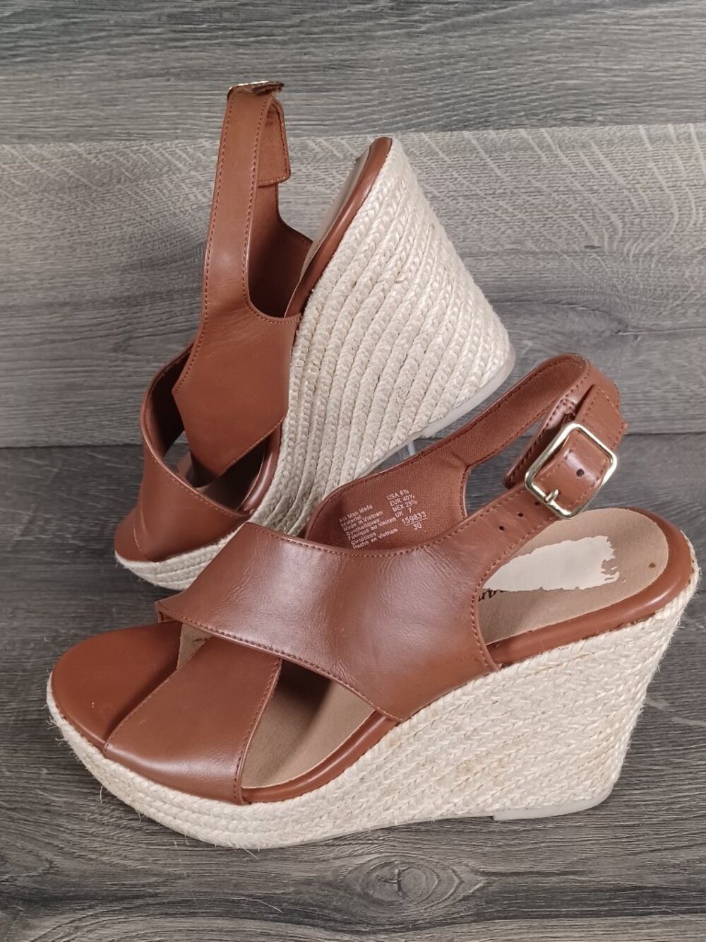 American Eagle Women's Size 8.5 Brown Wedge Heels With Buckles